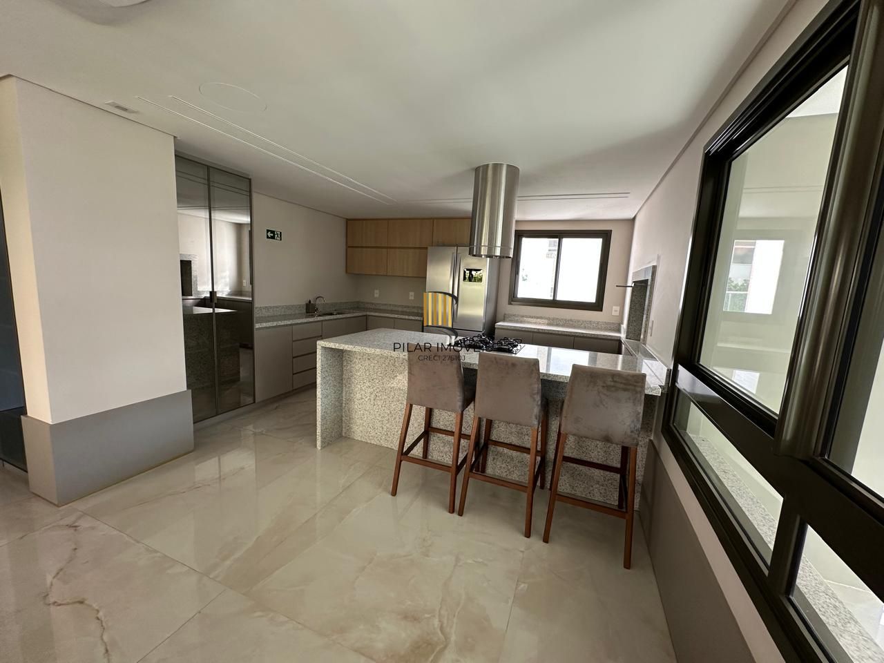Apartamento de 2 quartos com 88 m², 2 vagas, sacada e churrasqueira - Auxiliadora