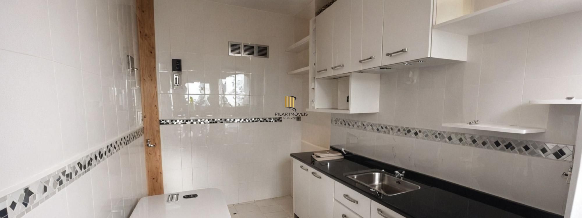 Vende-se apartamento de 1 dormitório e 45m² - Menino Deus