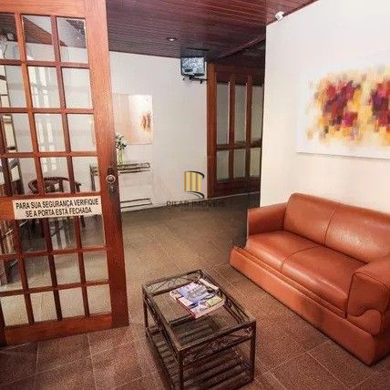 Vende-se apartamento com 2 quartos, 84 m² e 1 vaga - Menino Deus
