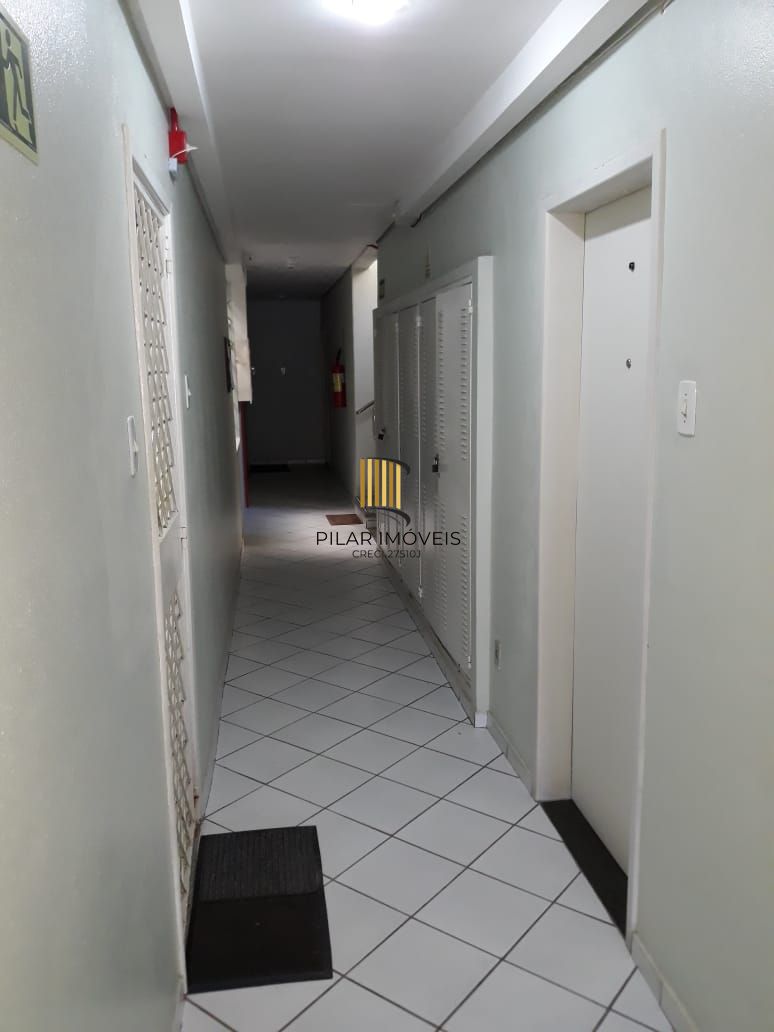 Vende-se apartamento térreo com 1 quarto, pátio privativo e 44 m² – Higienópolis