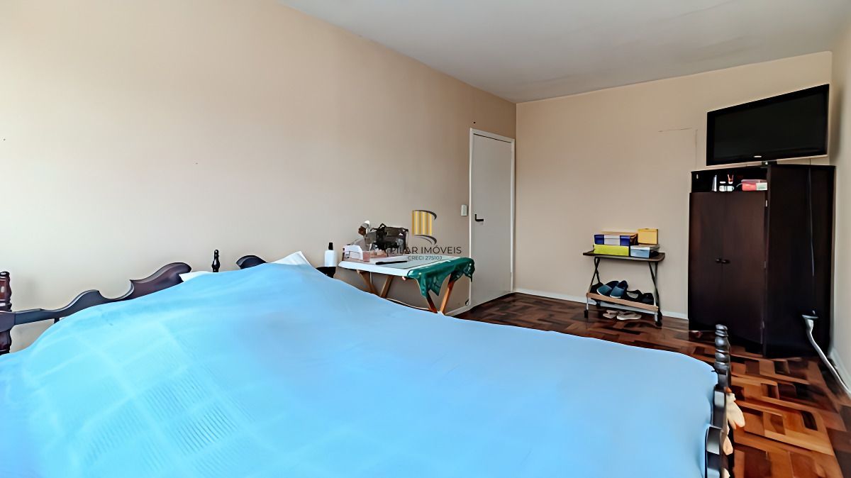 Vende-se apartamento com 3 quartos - Petrópolis