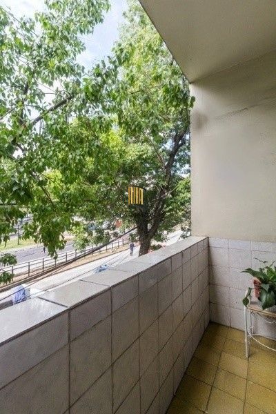 Vende-se apartamento com 3 quartos, 3 banheiros e 103 m² - Rio Branco