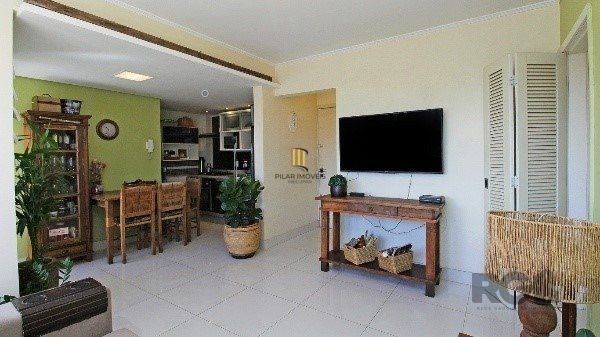 Amplo apartamento 2 quartos com vaga no Menino Deus - 71m²