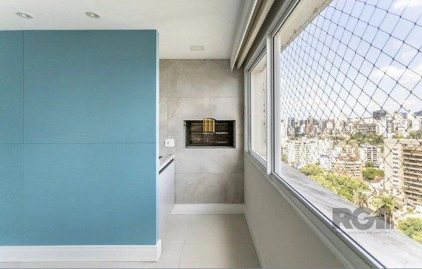 Apartamento com 3 Suítes e 3 Vagas Próximo à Praça da Encol - 200m² - Bela Vista