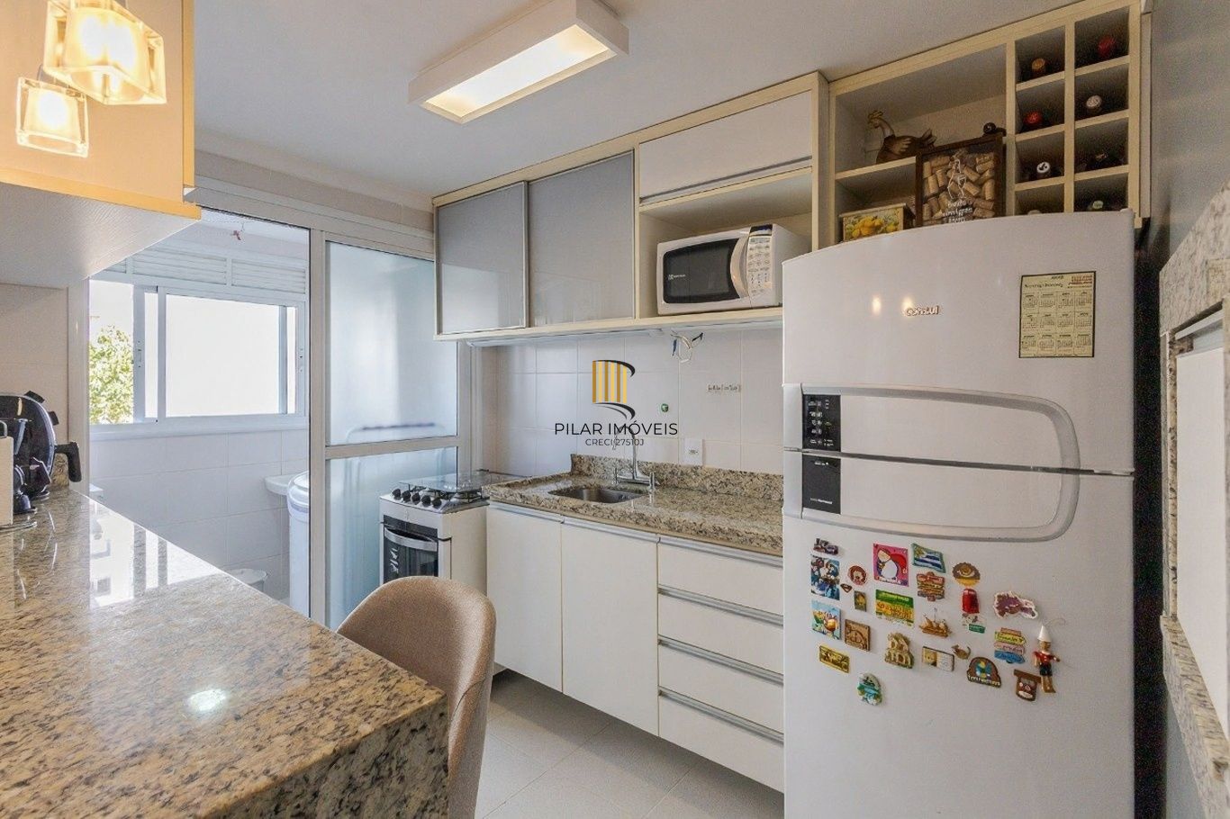 Vende-se apartamento com 2 quartos (1 suíte), 68m² e 1 vaga – Passo da Areia