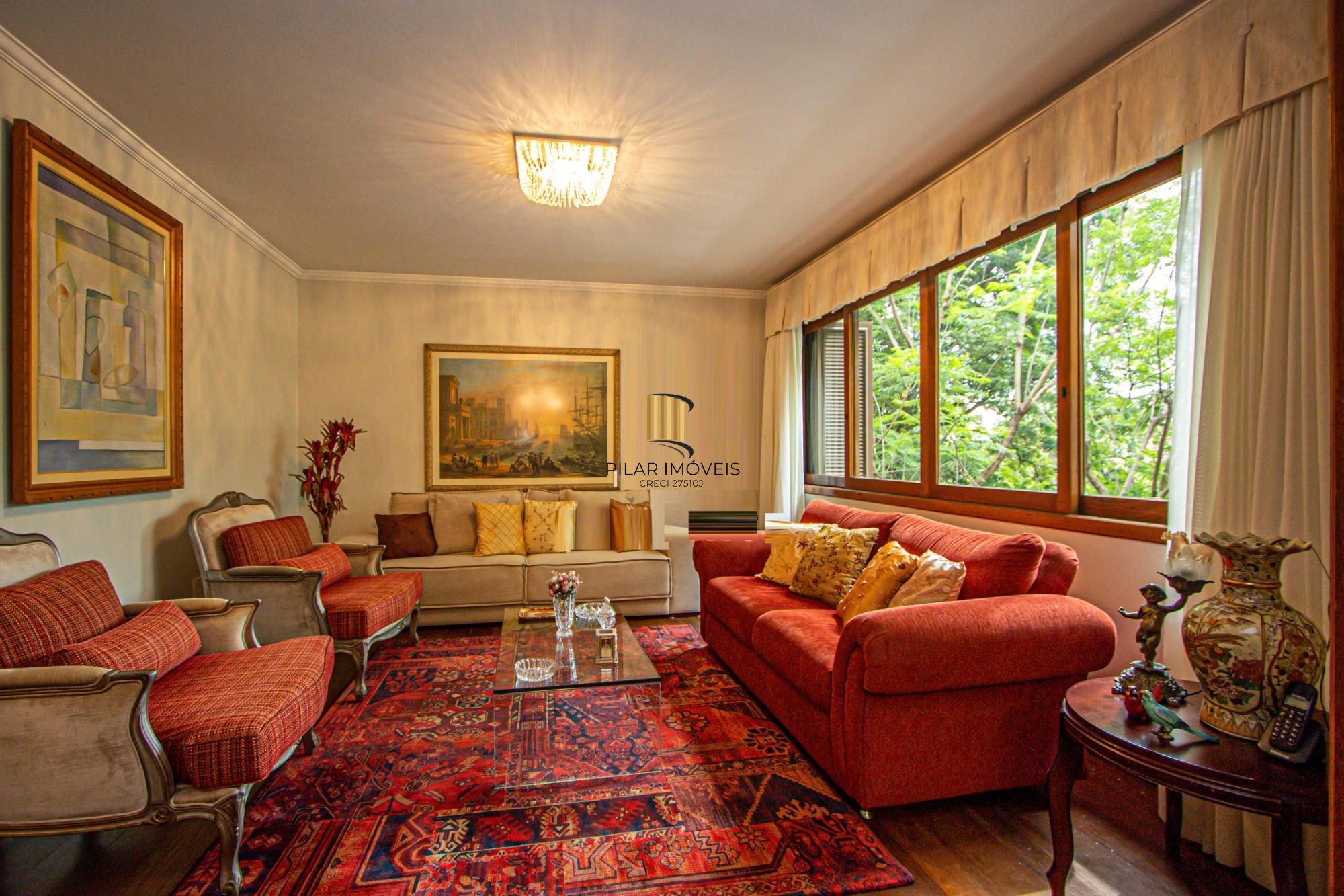 Apartamento mobiliado com 4 quartos, hidromassagem e 2 vagas -254 m²- Petrópolis