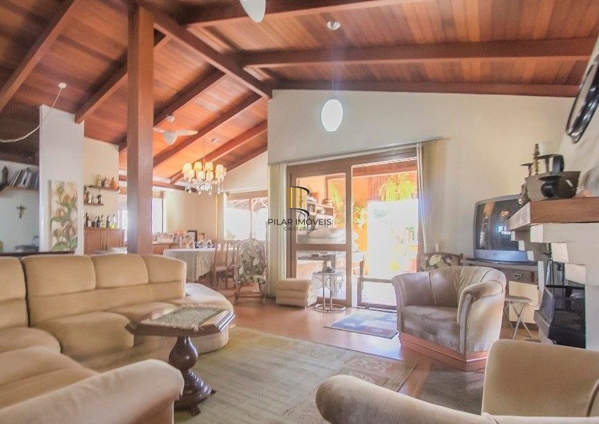 Vende-se cobertura com 3 quartos (1 suíte), 315 m², 2 vagas - Bela Vista