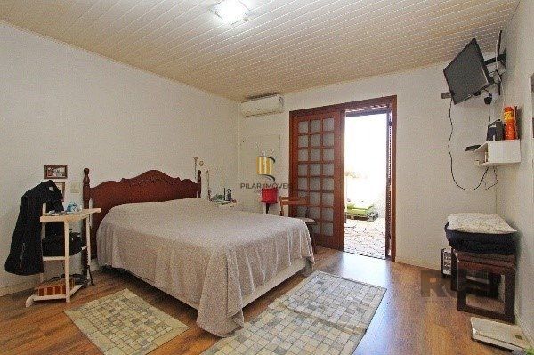 Vende-se bela cobertura 3 quartos com suíte, 2 vagas, dependencia completa em prédio com elevador - 220m² - Floresta