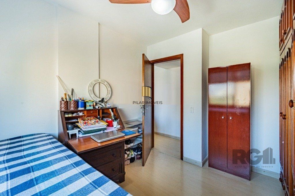 Vende-se ampla cobertura com 3 dormitórios 3 vagas - 269m² - Bairro Moinhos de Vento