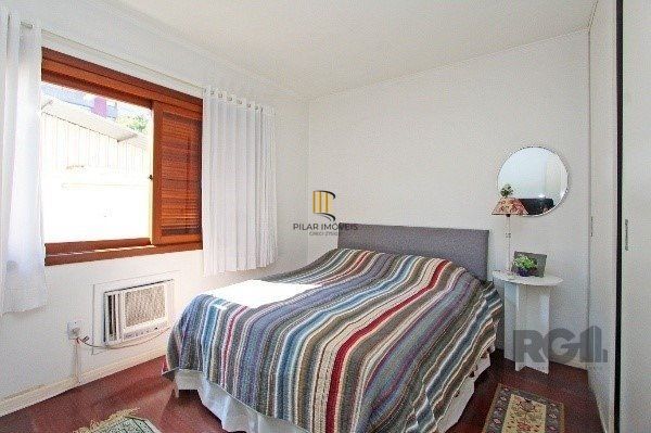 Vende-se bela cobertura 3 quartos com suíte, 2 vagas, dependencia completa em prédio com elevador - 220m² - Floresta