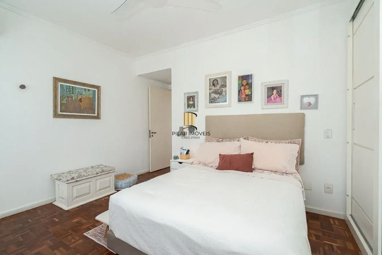 Vende-se apartamento com 3 quartos (1 suíte), 139 m², 2 vagas – Moinhos de Vento