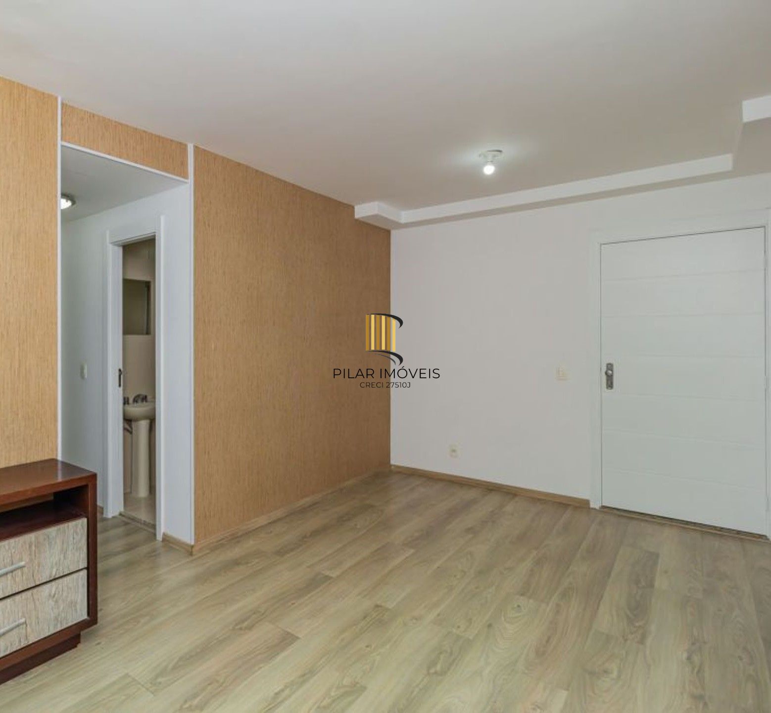 Vende-se apartamento com 2 quartos (1 suíte), 62m² e 1 vaga – Vila Ipiranga