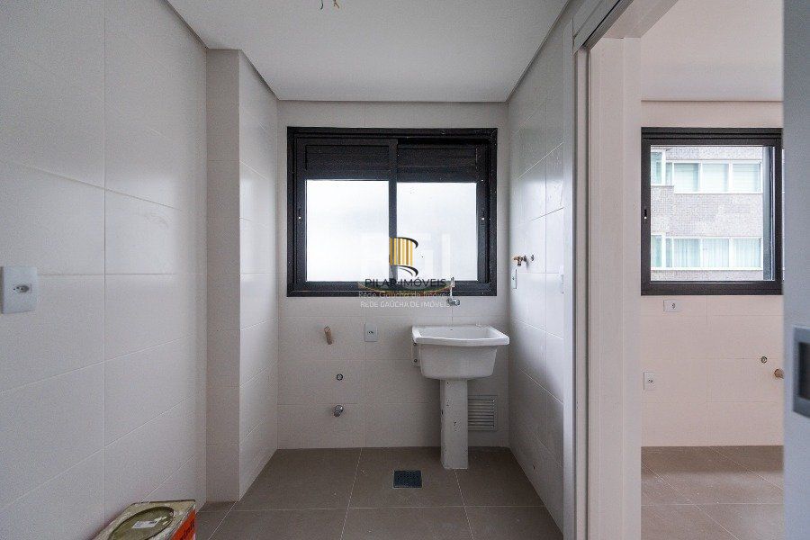 Apartamento para Venda - 102m², 2 suítes com 2 vagas - Petrópolis