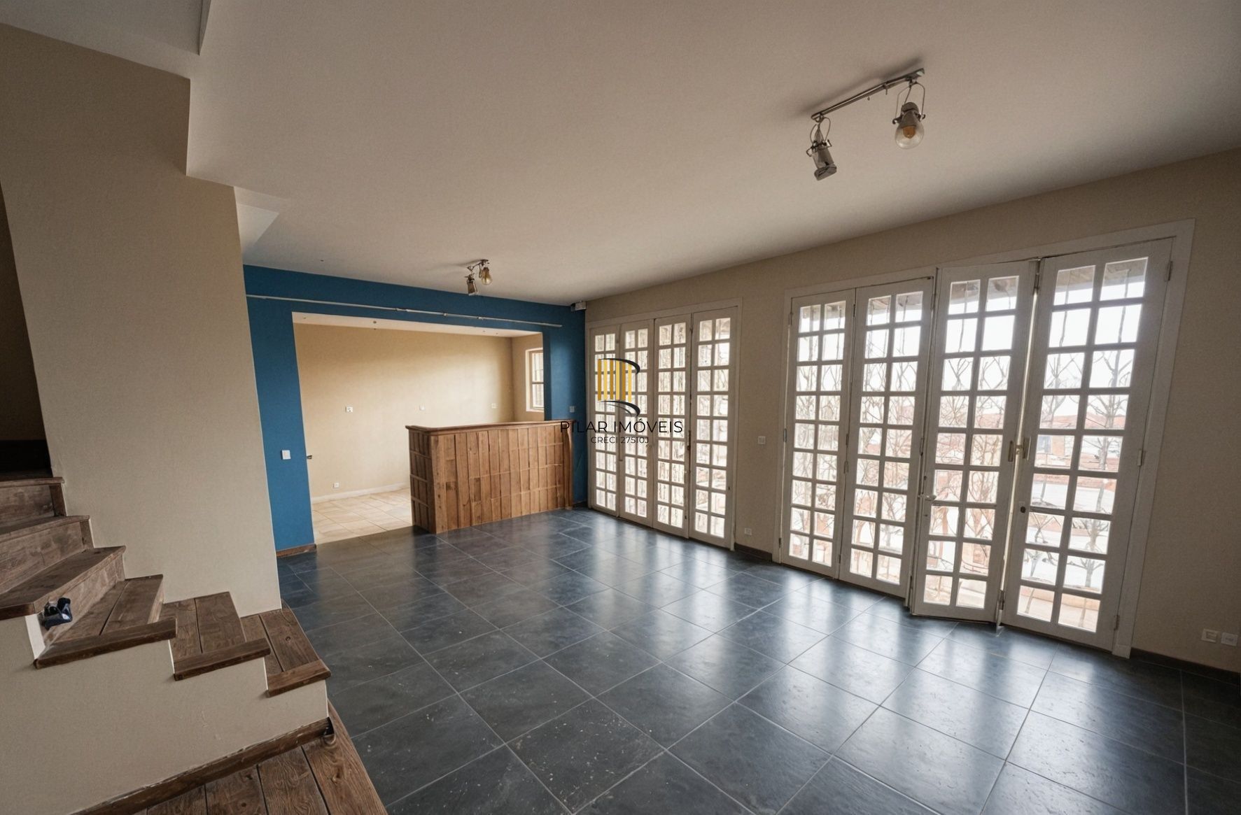 Casa em condomínio com 3 quartos, suíte e 200 m² – Tristeza
