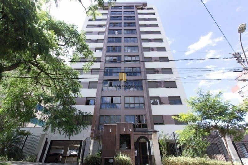 Apartamento 2 dormitórios, 1 suíte, 2 vagas no Bairro Petrópolis
