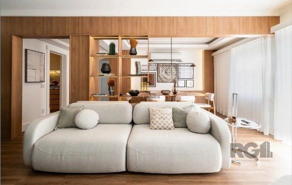 Vende-se apartamento 3 quartos com suíte e duas vagas - 134m² - Moinhos de Vento