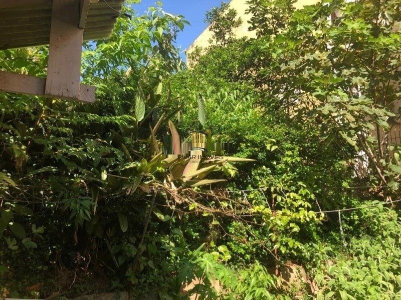 Terreno amplo com 8,80m²x63,50m² de área total, excelente localização no Bairro Petrópolis