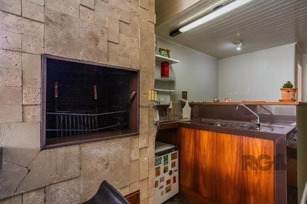 Bela cobertura com 3 quartos, incluindo 1 suíte, 2 vagas de garagem em localização privilegiada - 150m² - Auxiliadora