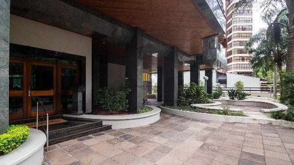 Apartamento com 4 suítes, churrasqueira e 3 vagas - 287m² - Bela Vista