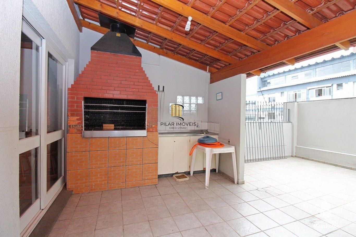 Vende-se apartamento com 2 quartos, 71 m² e 1 vaga – Santana