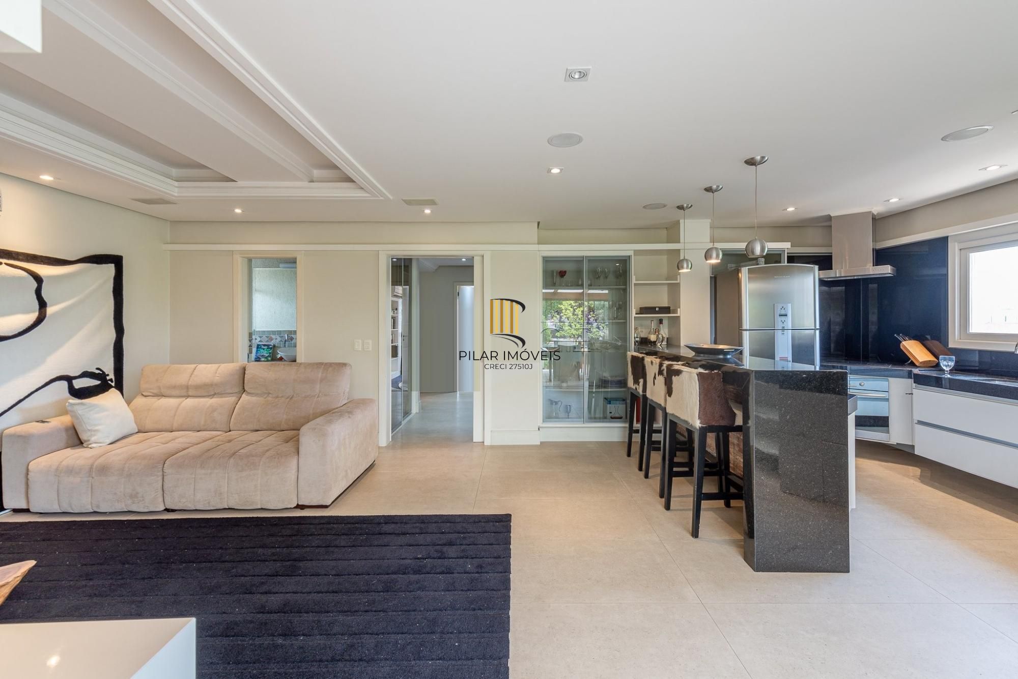 Vende-se luxuosa cobertura com 531.95m², 4 dormitórios no bairro Auxiliadora
