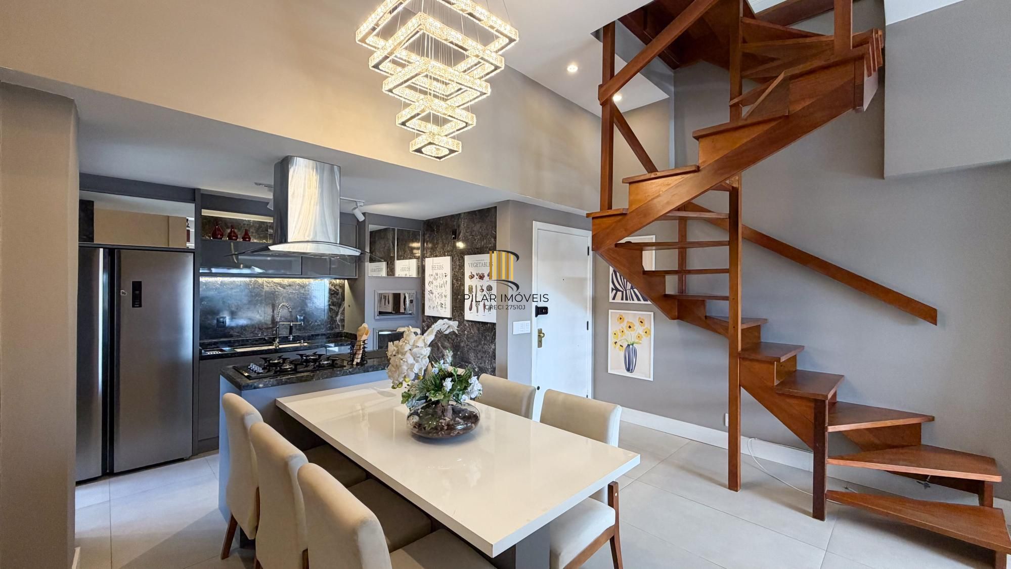 Vende-se linda cobertura com 3 quartos (1 suíte), 209m², 2 vagas e piscina – Três Figueiras