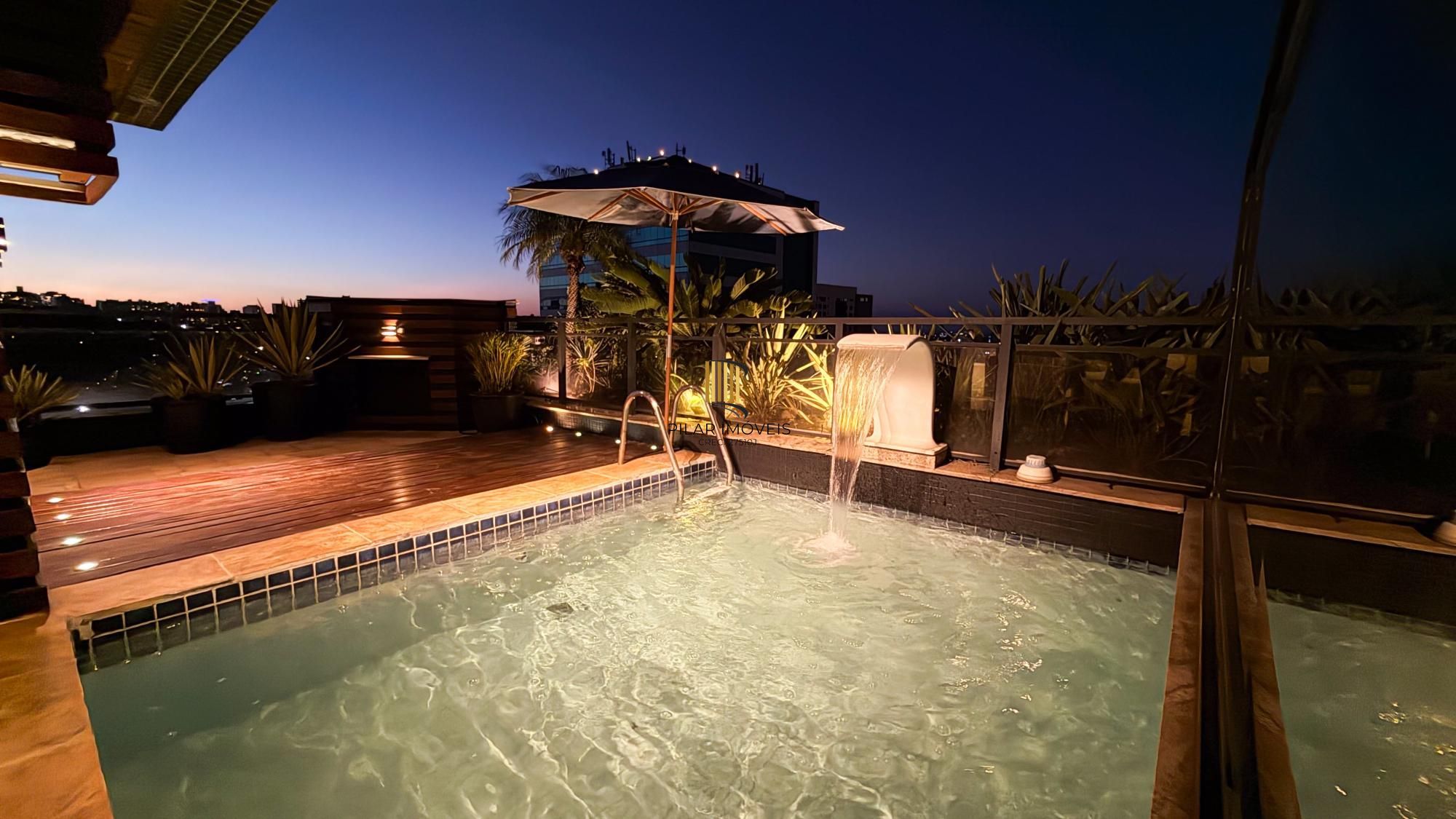 Vende-se linda cobertura com 3 quartos (1 suíte), 209m², 2 vagas e piscina – Três Figueiras