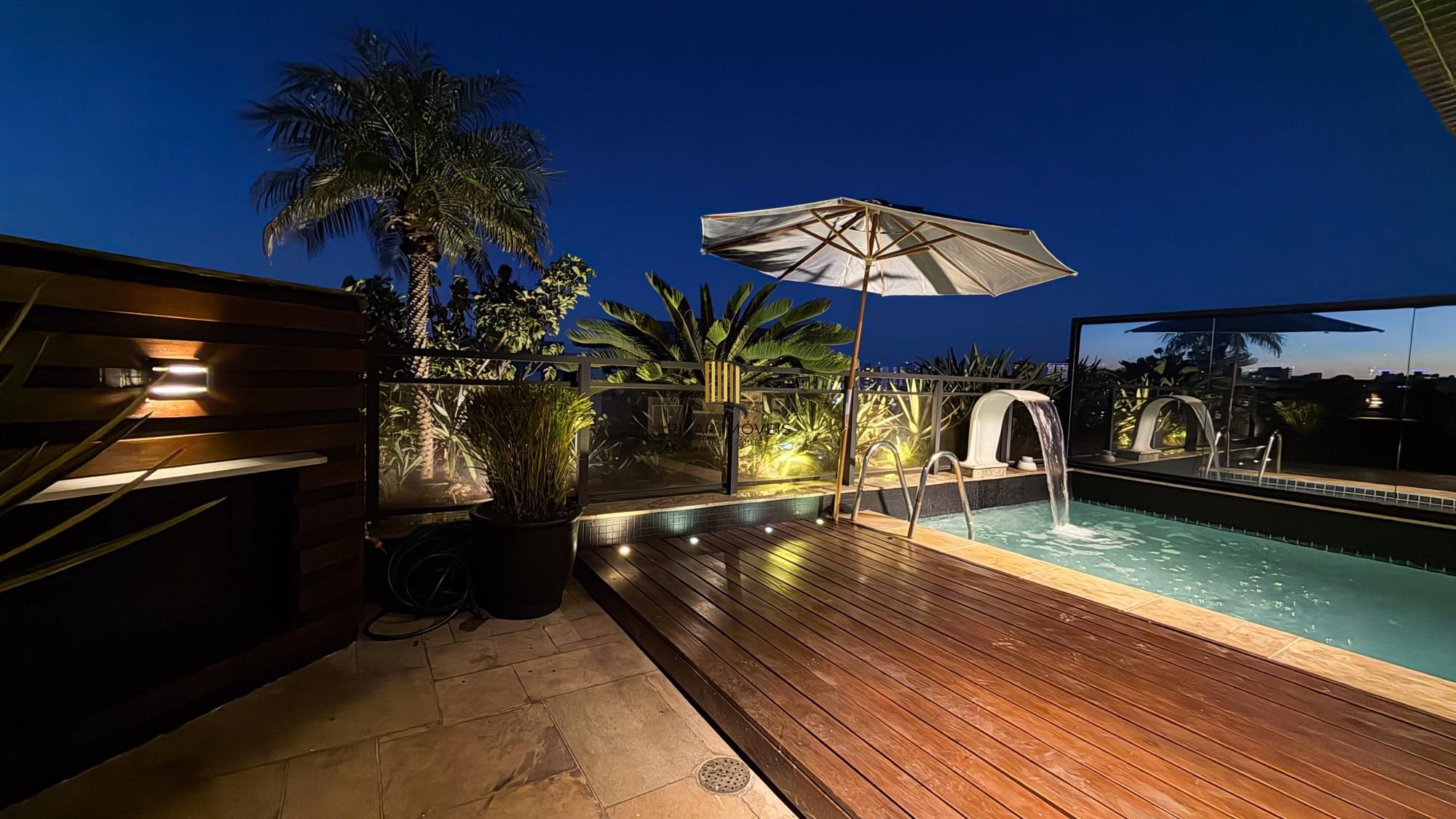 Vende-se linda cobertura com 3 quartos (1 suíte), 209m², 2 vagas e piscina – Três Figueiras