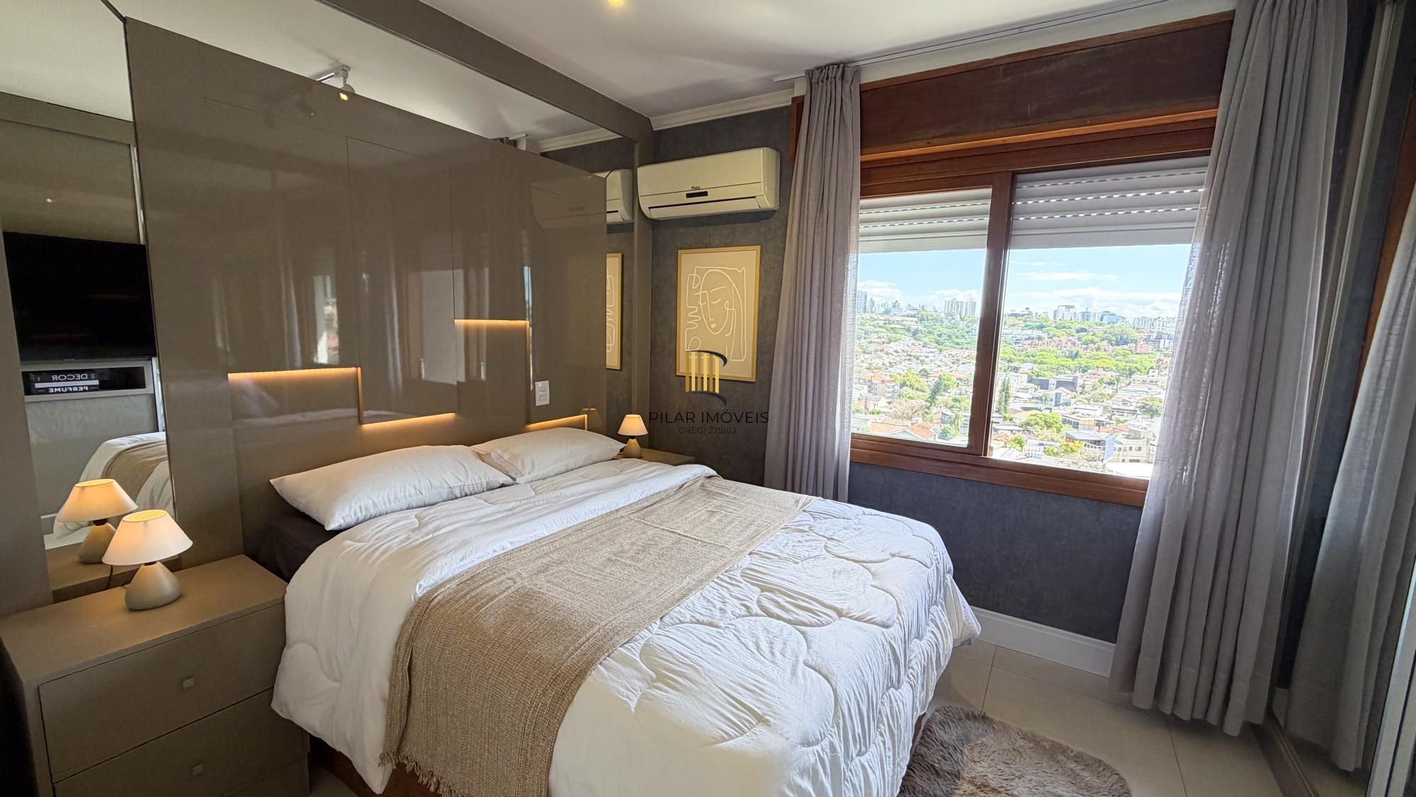 Vende-se linda cobertura com 3 quartos (1 suíte), 209m², 2 vagas e piscina – Três Figueiras