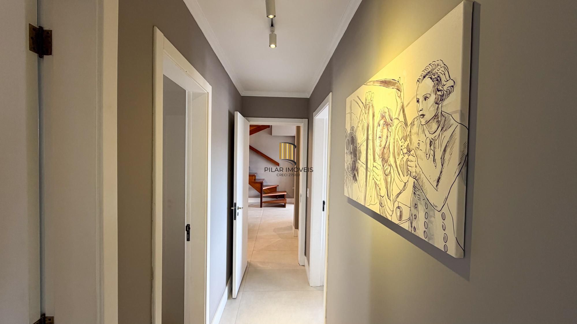 Vende-se linda cobertura com 3 quartos (1 suíte), 209m², 2 vagas e piscina – Três Figueiras