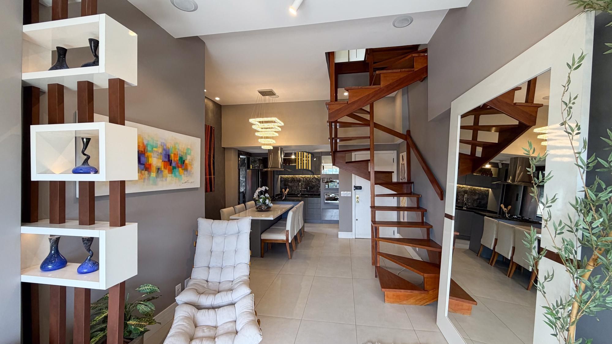 Vende-se linda cobertura com 3 quartos (1 suíte), 209m², 2 vagas e piscina – Três Figueiras