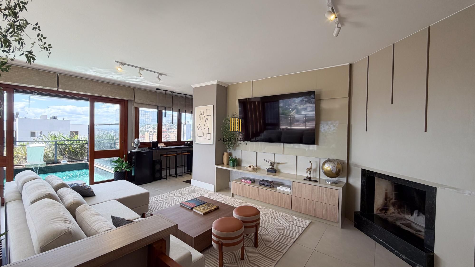 Vende-se linda cobertura com 3 quartos (1 suíte), 209m², 2 vagas e piscina – Três Figueiras