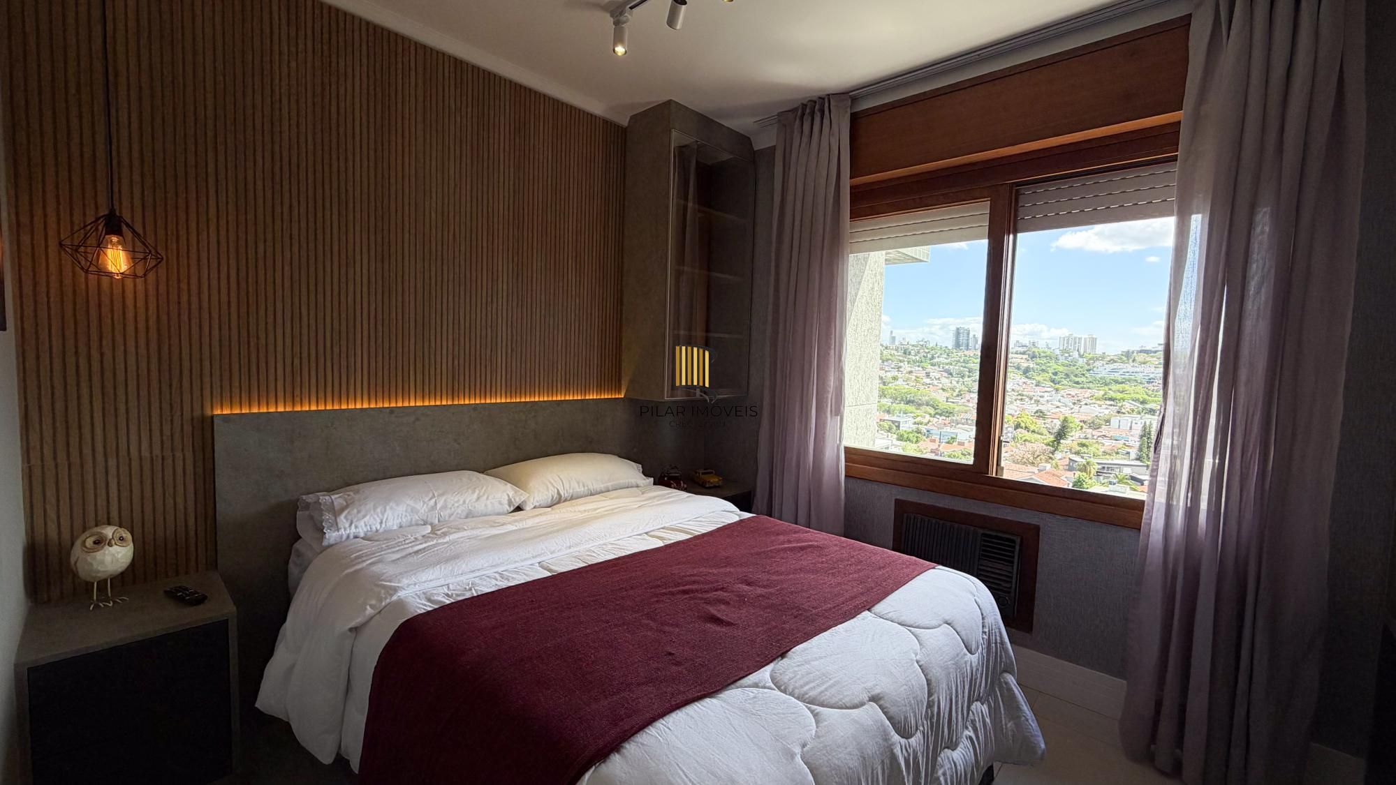 Vende-se linda cobertura com 3 quartos (1 suíte), 209m², 2 vagas e piscina – Três Figueiras