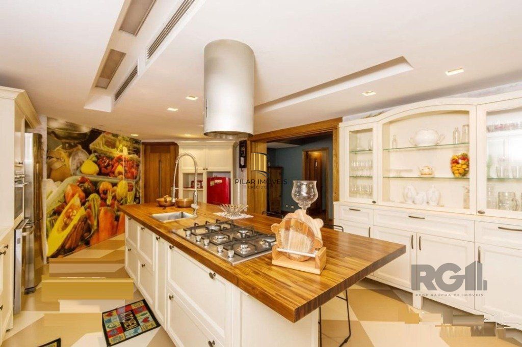 Vende-se luxuoso apartamento 3 quartos com suíte, com dependência completa, 2 vagas cobertas, próximo da Encol - 204m² -  Bela Vista