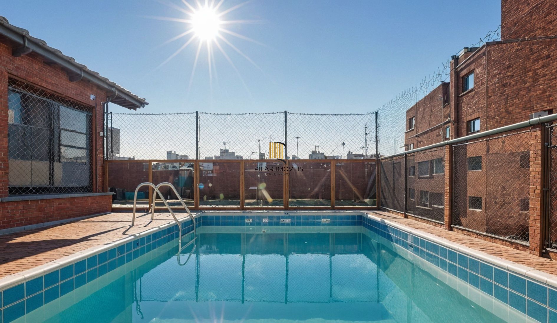Cobertura com 3 quartos, 280 m², 2 vagas e piscina privativa - Petrópolis