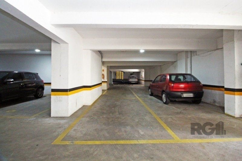 Apartamento 3 dormitórios, 1 suíte, 2 vagas - 95,75m² de área privativa no Bairro Independência