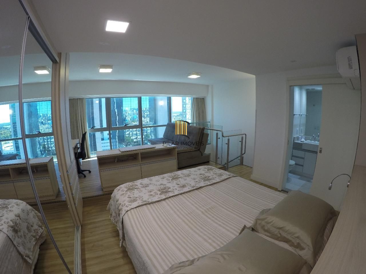 Vende-se apartamento duplex com 1 quarto , 64m² e 2 vagas - Praia de Belas