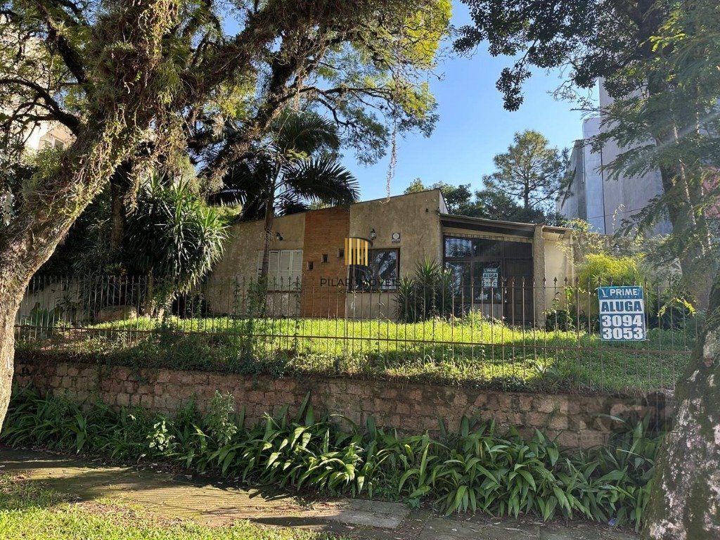 Vende-se terreno 965m² próximo a Protásio Alves e Prof. Cristiano Fischer - Petrópolis