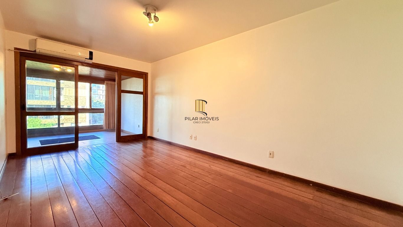 Vende-se apartamento com 3 quartos(1 suíte), sacada, churrasqueira e 1 vaga – 114 m² – Mont’Serrat