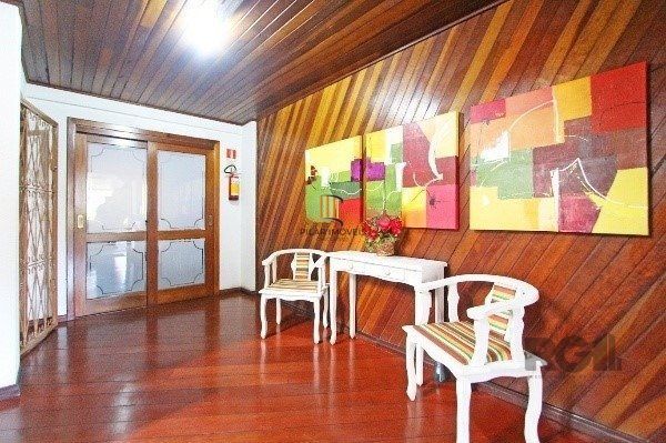Vende-se bela cobertura 3 quartos com suíte, 2 vagas, dependencia completa em prédio com elevador - 220m² - Floresta