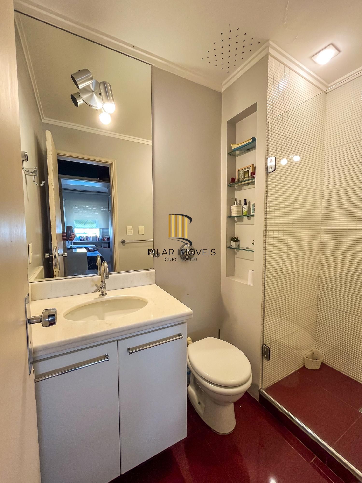 Vende-se apartamento com 2 quartos, 88m², churrasqueira e 1 vaga – Santa Cecília