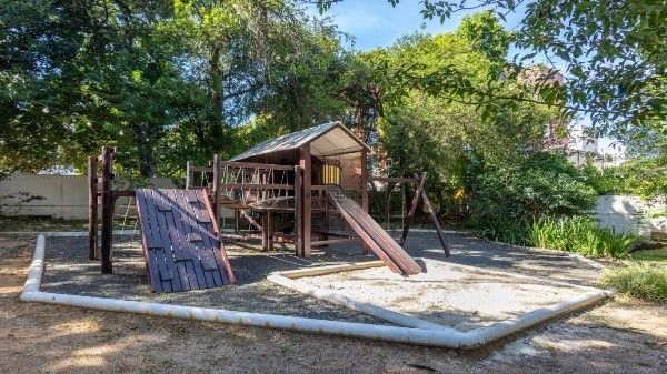 Vende-se apartamento com 2 quartos, 67 m², 2 vagas - Petrópolis