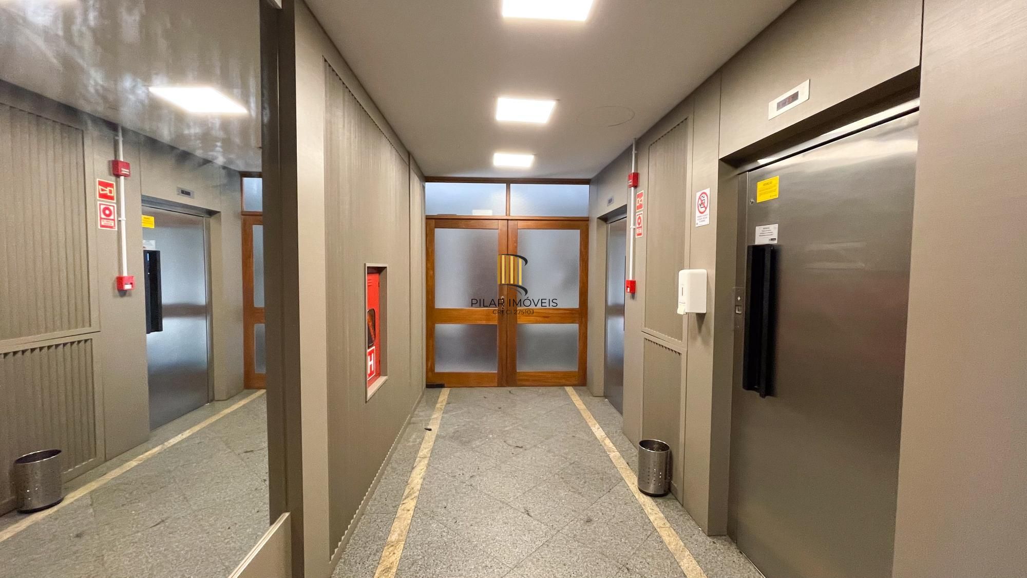 Vende-se apartamento com 3 quartos (1 suíte), 100m² e 1 vaga - Jardim Europa