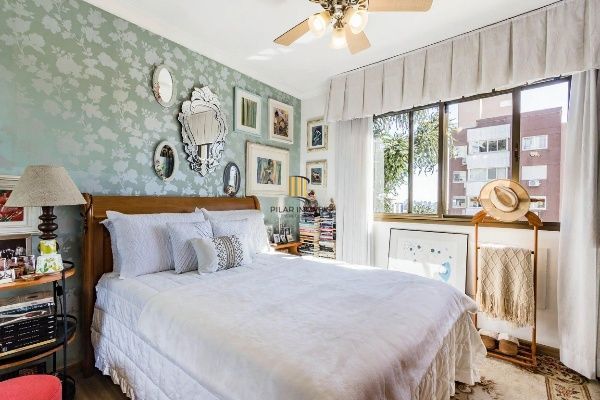 Vende-se apartamento com 2 quartos (1 suíte), 75 m² e churrasqueira - Petrópolis