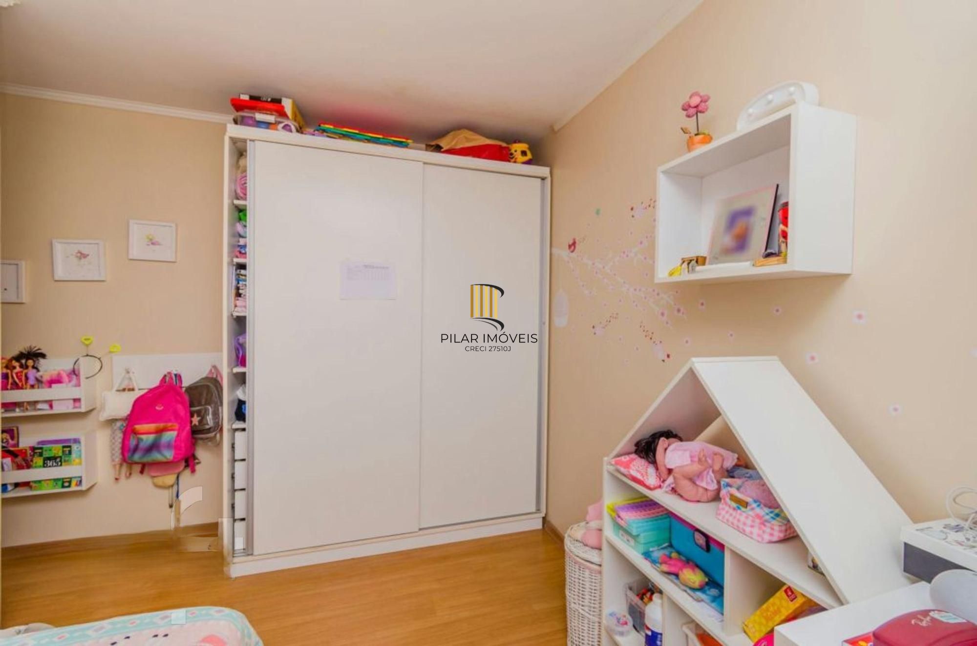 Vende-se apartamento com 3 quartos, suíte e churrasqueira – 103 m² - Petrópolis