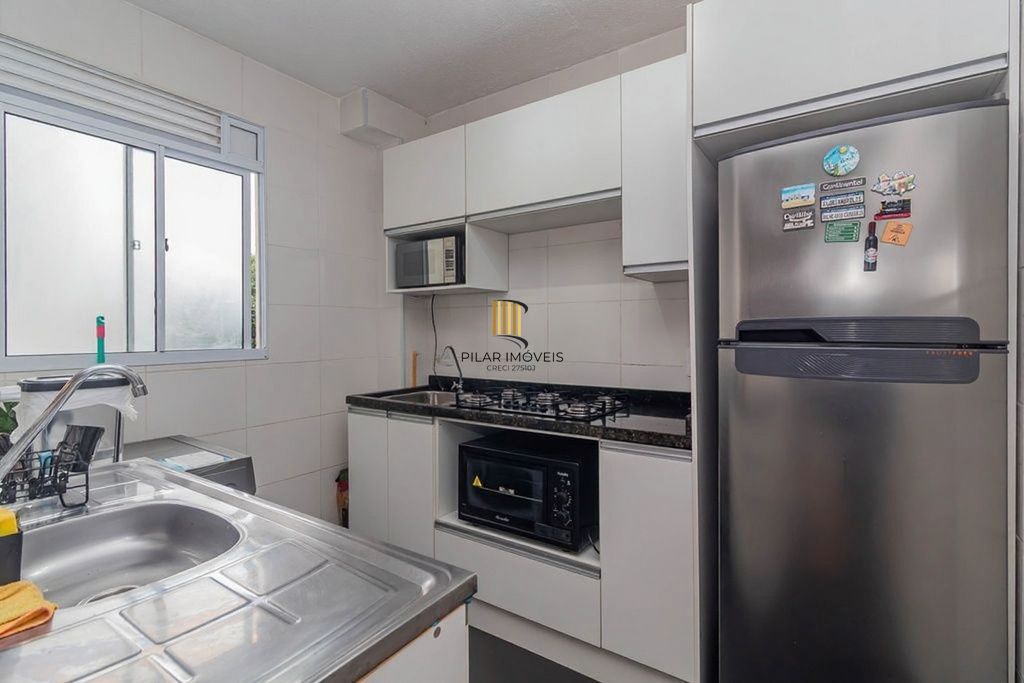 Vende-se apartamento com 2 quartos, 40m² e 1 vaga – Morro Santana