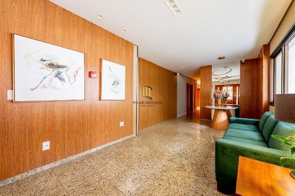 Vende-se apartamento com 3 quartos(1 suíte), 106m² e 2 vagas - Bela Vista