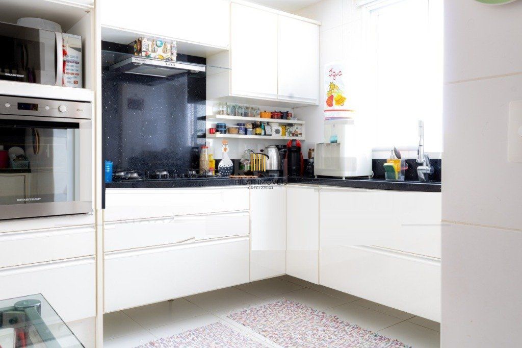 Apartamento para Venda - 121m², 3 dormitórios, sendo 2 suites, 2 vagas - Menino Deus