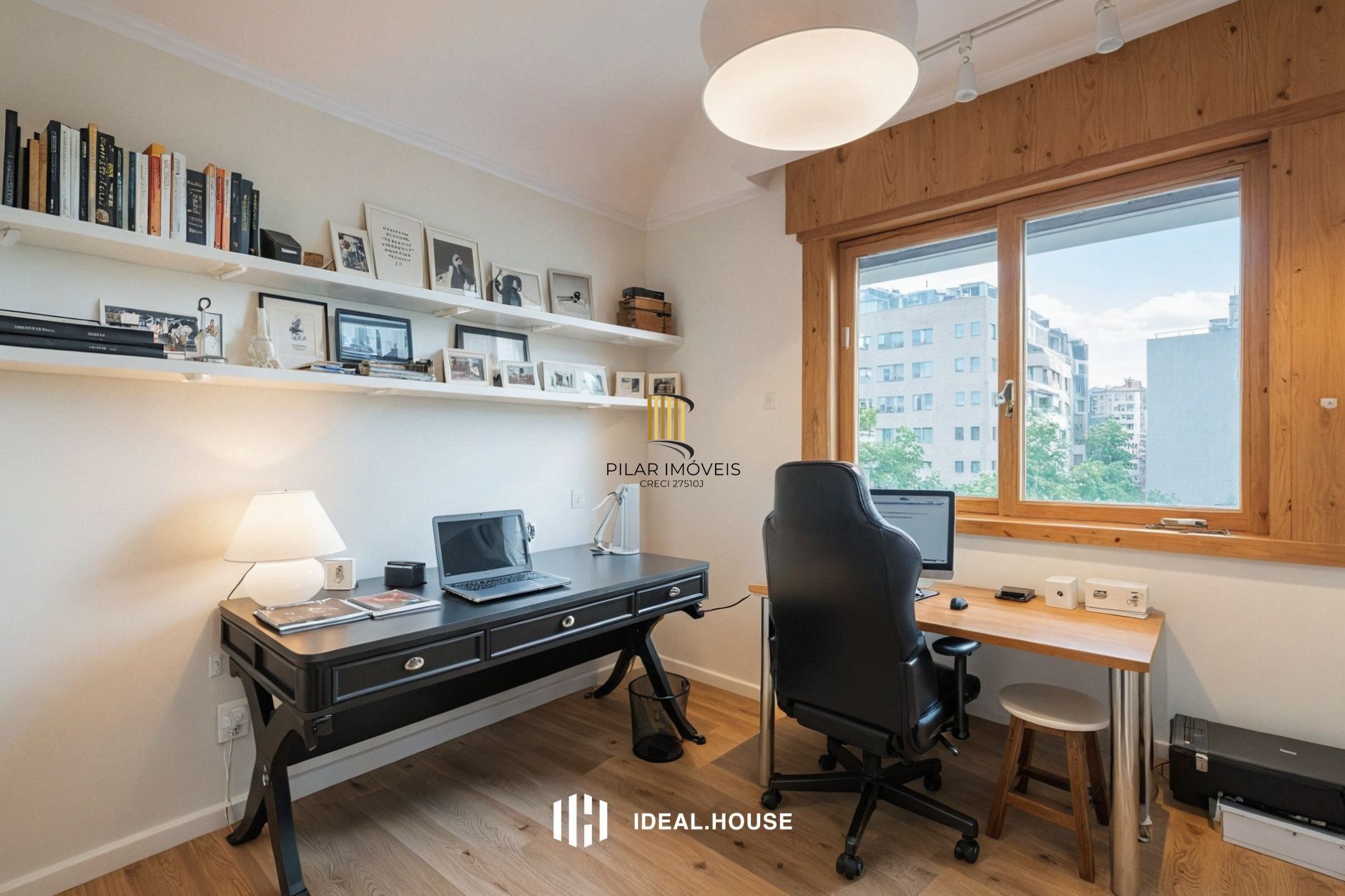 Vende-se apartamento com 3 quartos (1 suíte), 2 vagas e 171 m² -Bela Vista