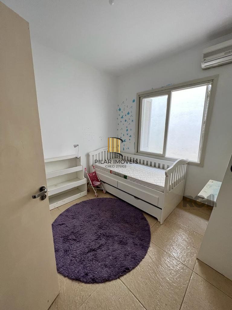 Casa 4 dormitórios no bairro Petrópolis